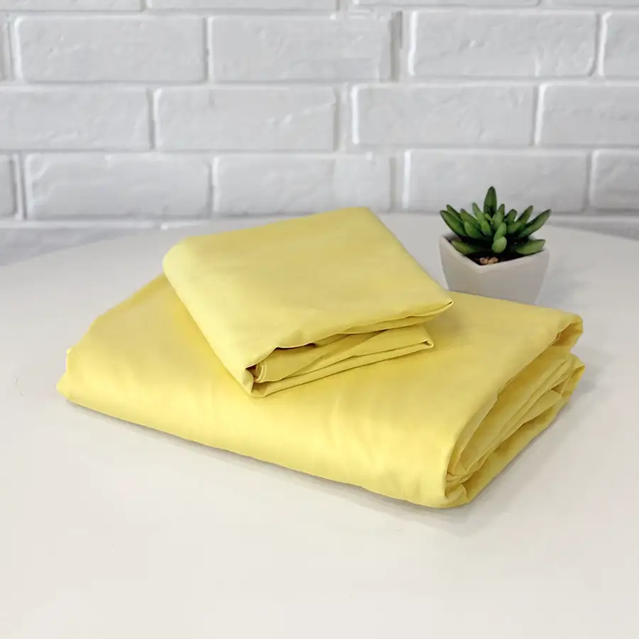 Roupa de Cama Lisa Amarelo Claro – 2 peças