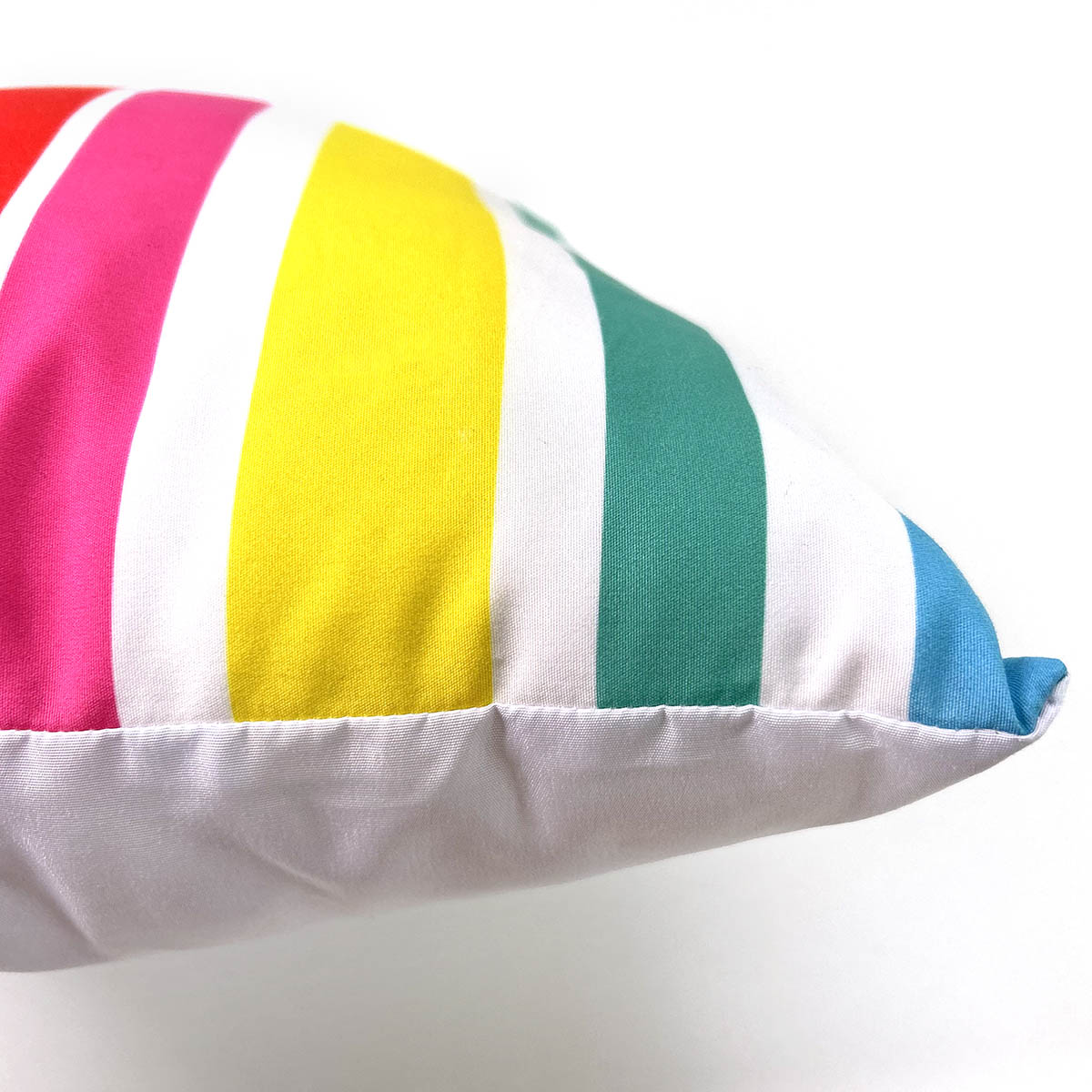 Capa de almofada listrada arco-íris
