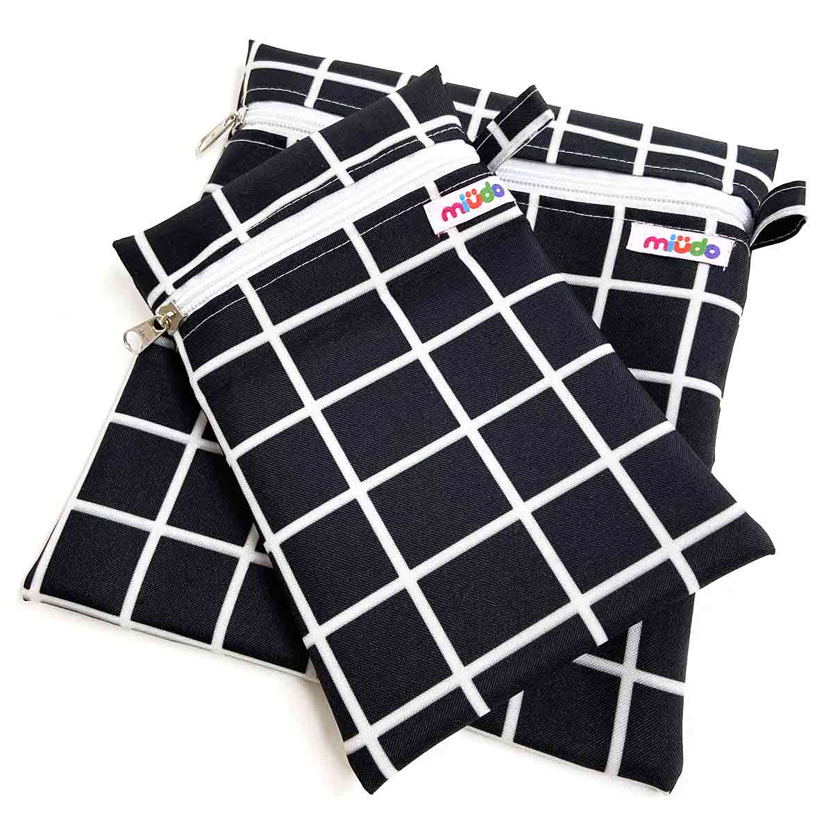 Kit 2 Bolsinhas de Nylon Grid Preto e Branco