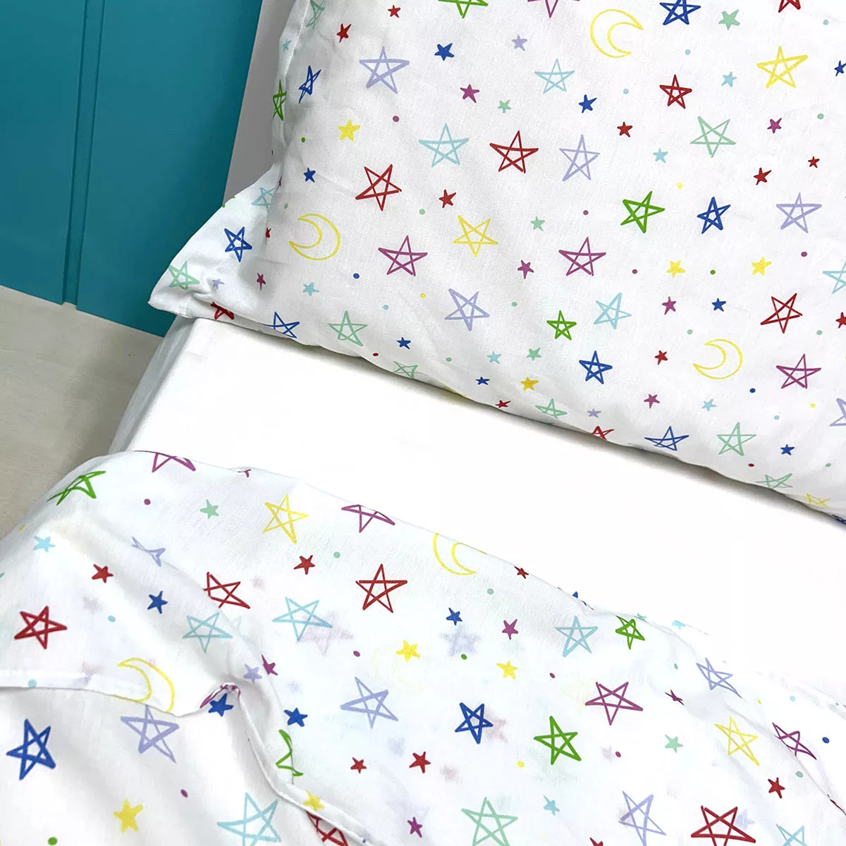 Jogo de cama Estrelas com lençol de elástico off white