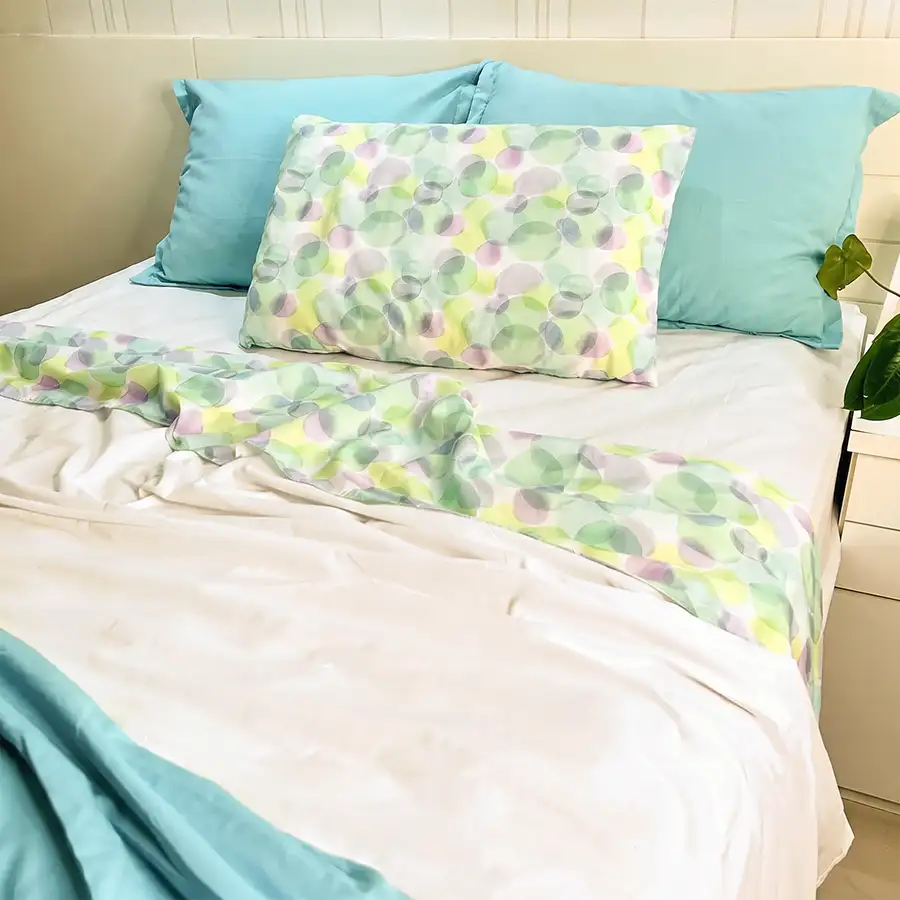 Jogo de Cama Aquarela – 3 peças – Vira estampada