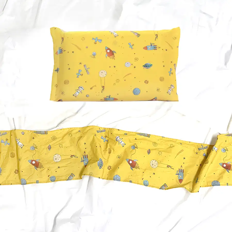 Jogo de Cama Espaço Amarelo – 3 peças – Vira estampada