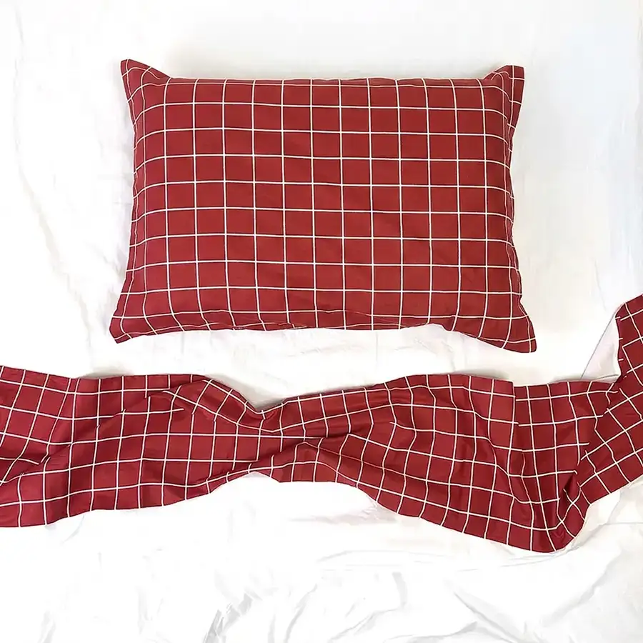 Jogo de Cama Grid Vermelho – 3 peças – Vira estampada