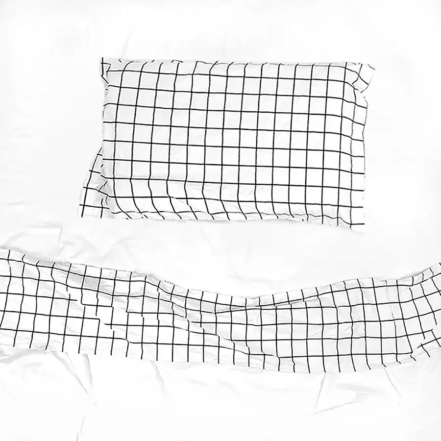 Jogo de Cama Grid Preto e Branco – 3 peças – Vira estampada