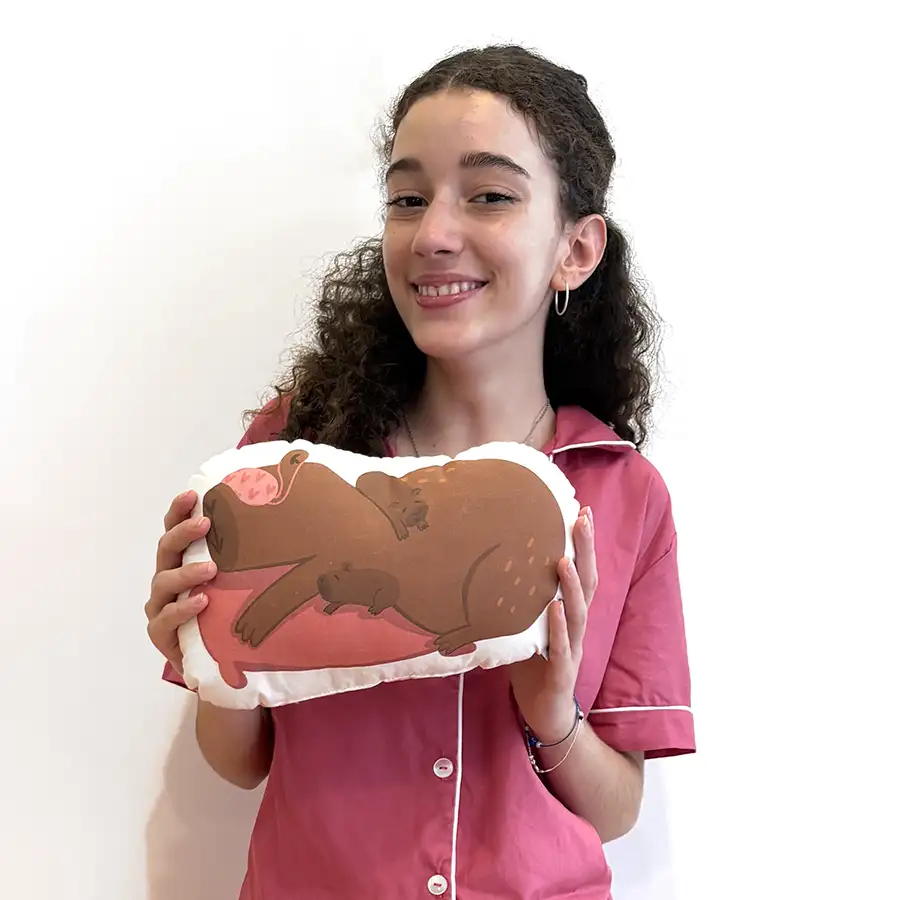 Almofada Toy Capivara Dorminhoca