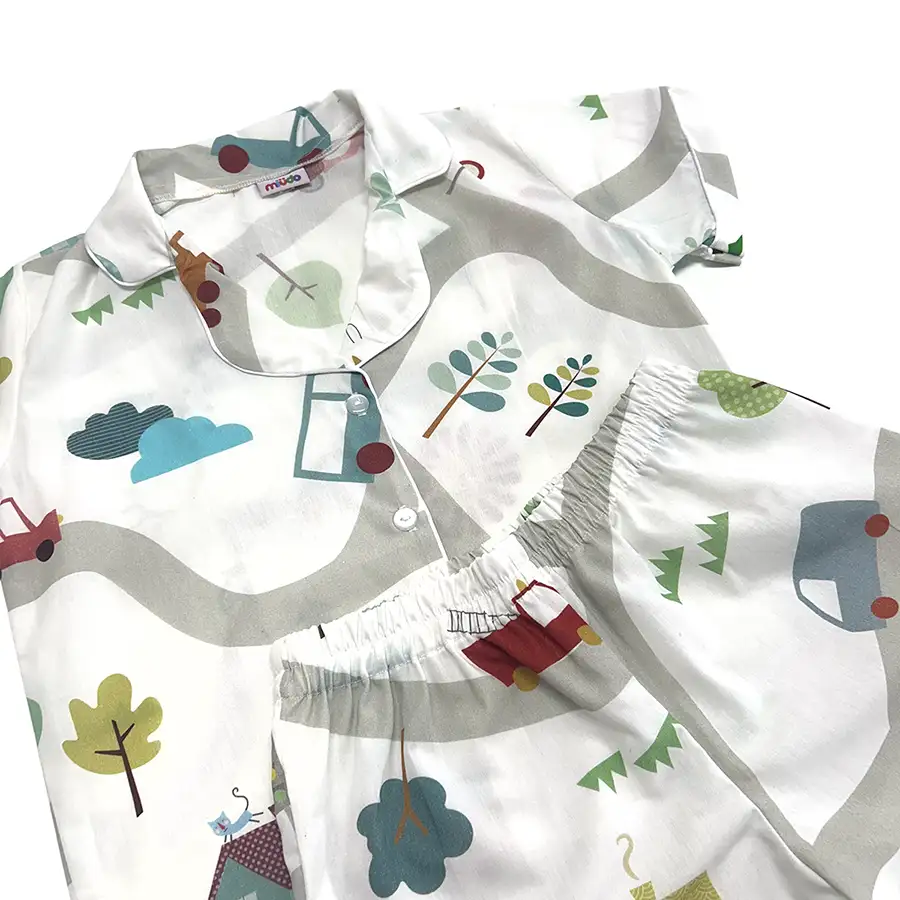Pijama infantil curto carrinhos