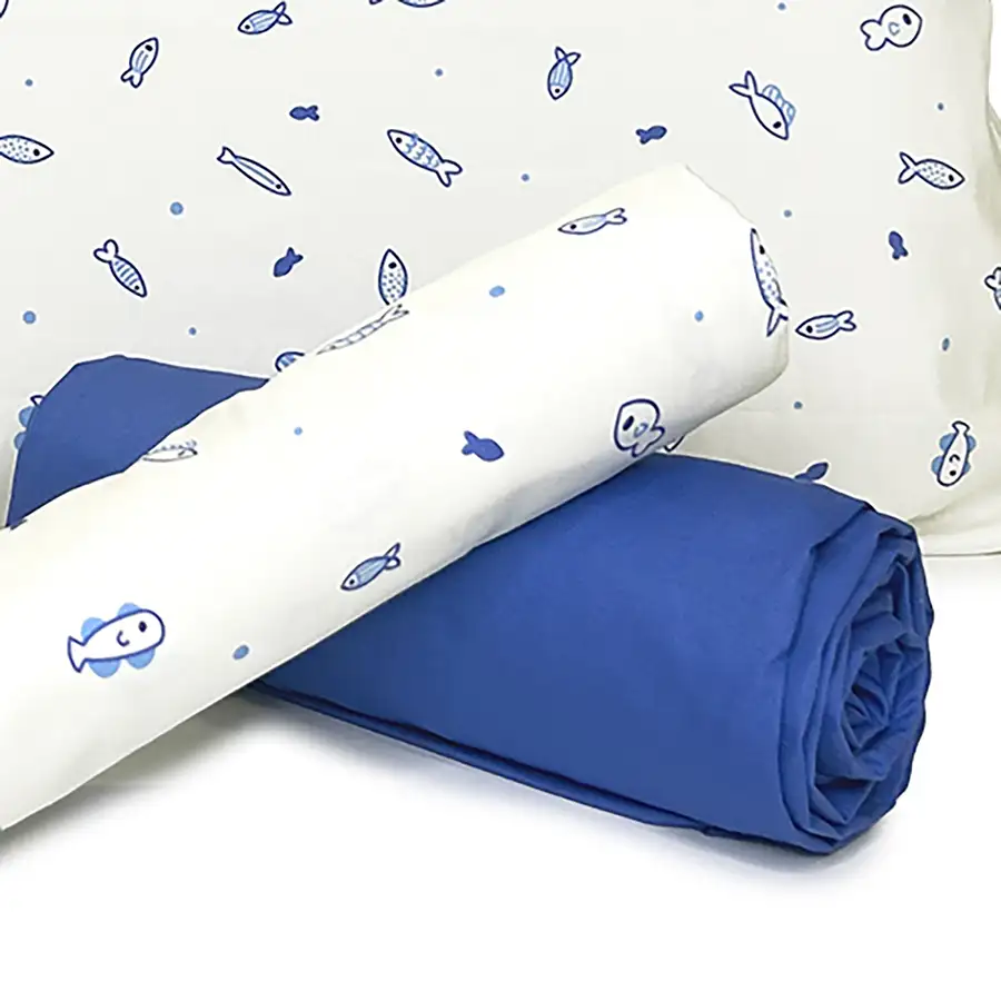 Jogo de cama Peixinhos com lençol de elástico azul celeste