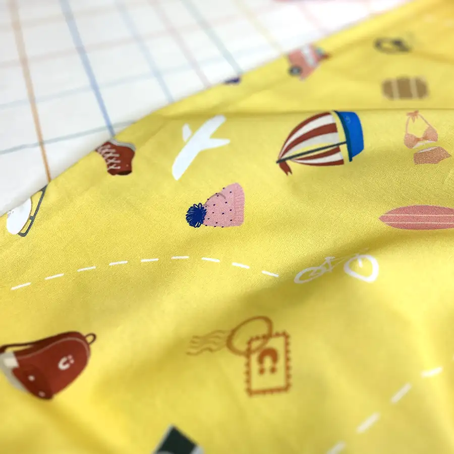 Jogo de cama Viagem Amarelo com lençol de elástico xadrez cores pastéis