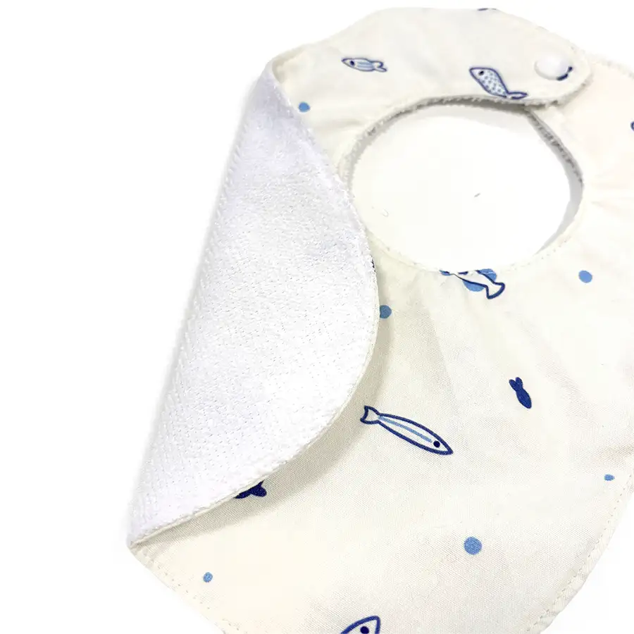 Babador atoalhado estampa peixinhos