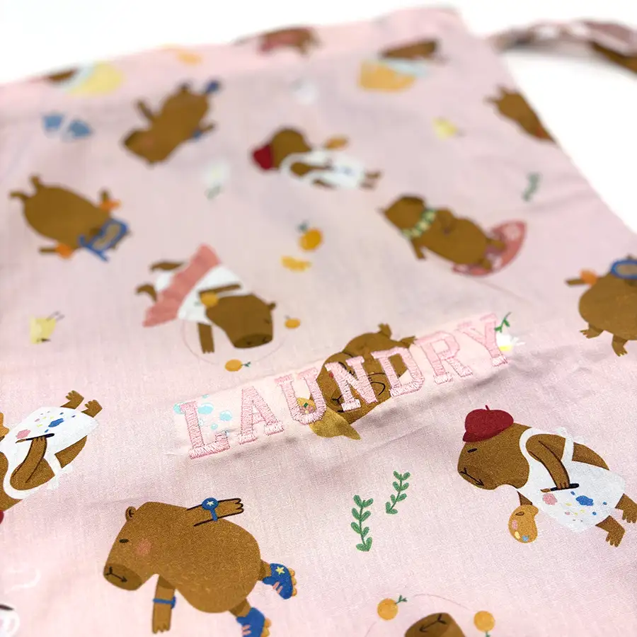 Saco de roupa suja P Capivaras