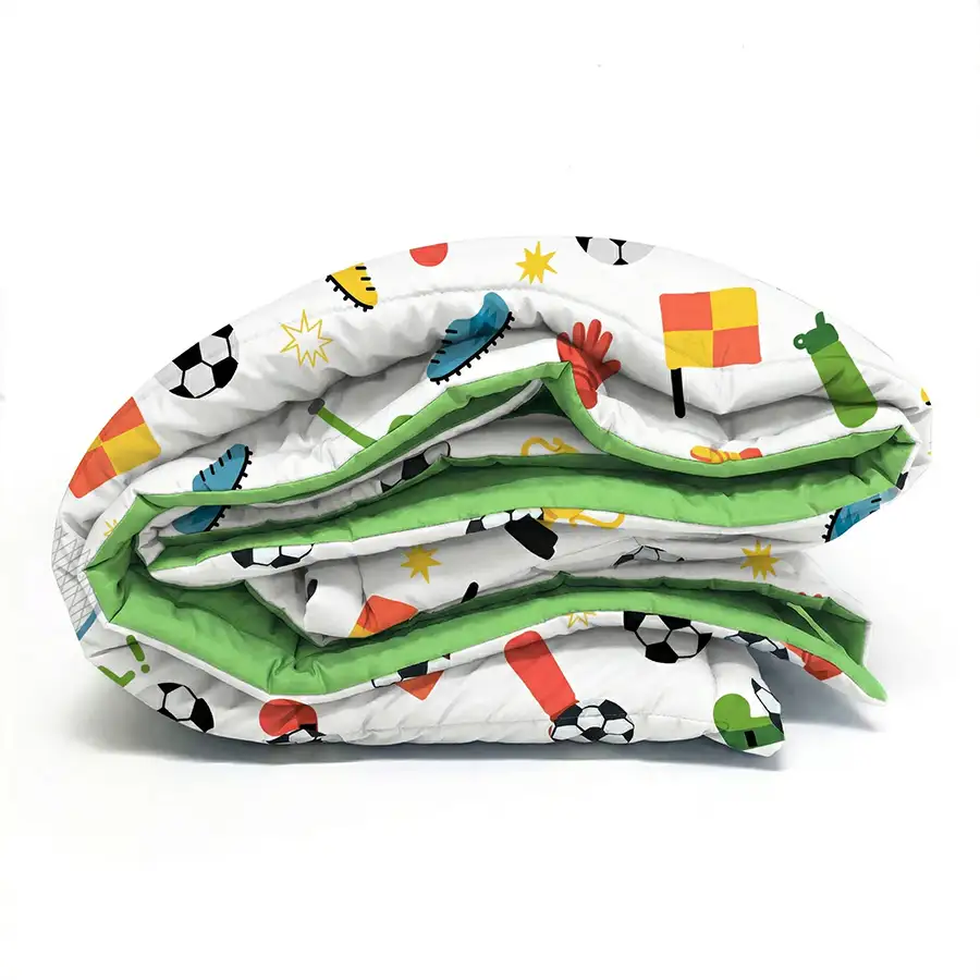Edredom Infantil Futebol Branco Verso Verde Limão – Copa 2026