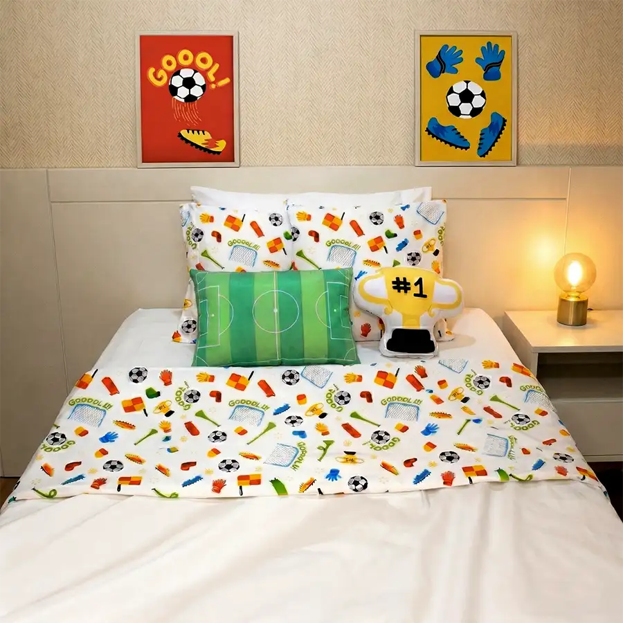 Jogo de Cama Futebol Branco – 3 peças – Vira estampada – Copa 2026