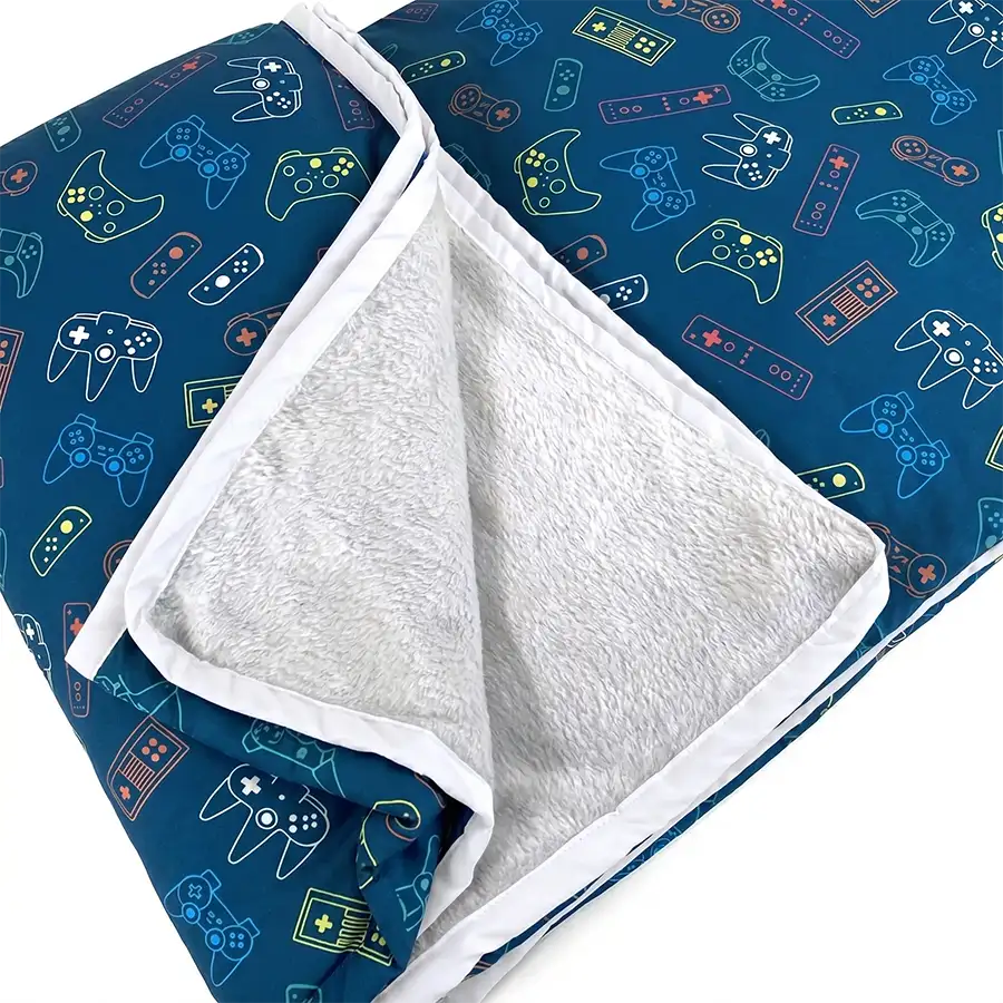 Manta Infantil Dupla-face Gamer Azul com Off White