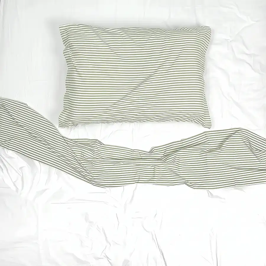 Jogo de Cama Listrado Verde e Branco – 3 peças – Vira estampada