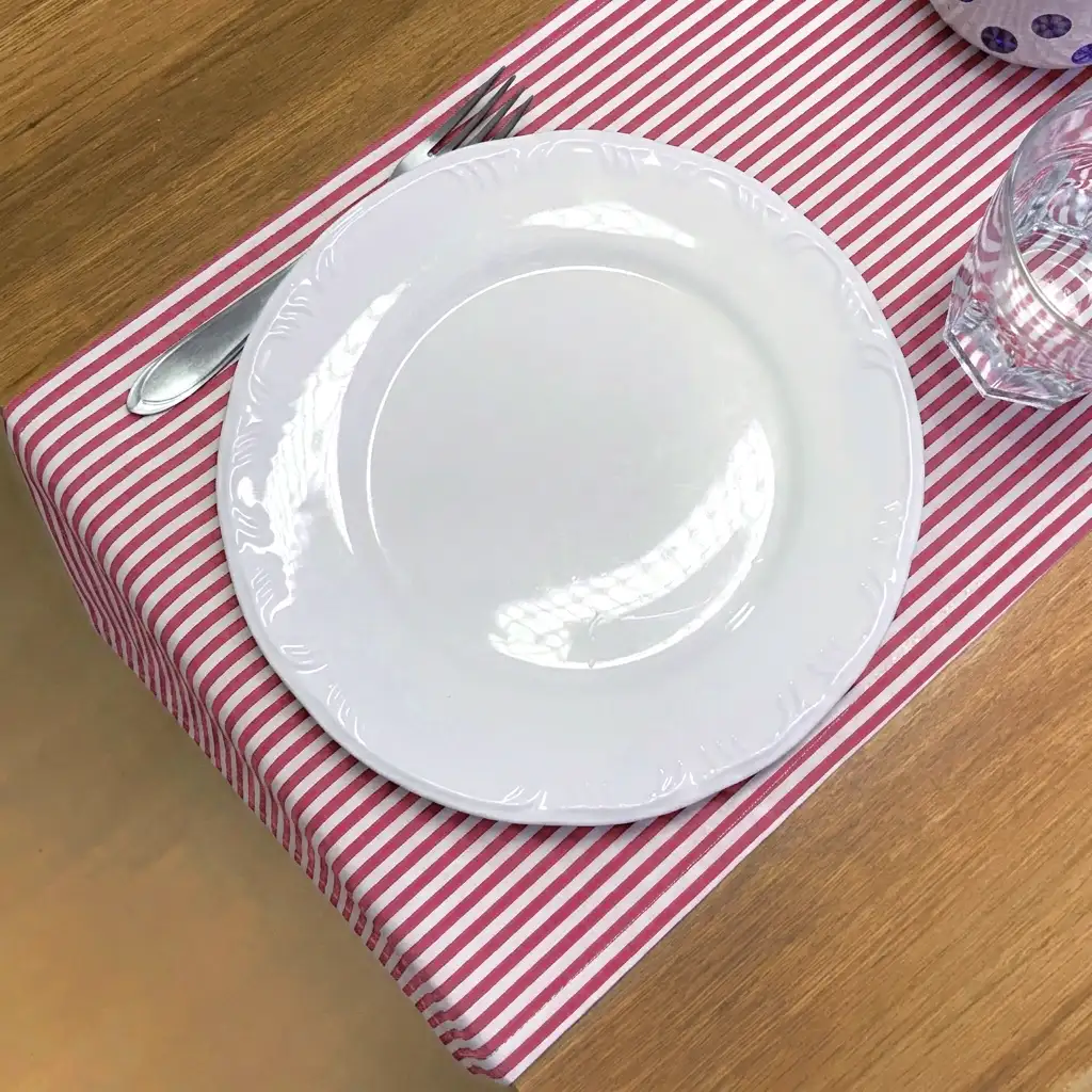 Caminho de Mesa Listrado Vermelho