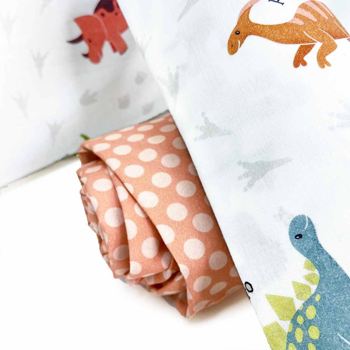 Jogo de Cama Dinossauros com Lençol de Elástico Poá Salmão - Imagem 3